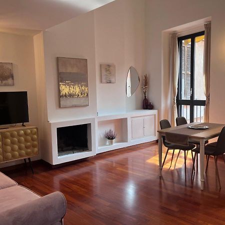 ปาลัซโซ เวลลี Apartment โรม ภายนอก รูปภาพ