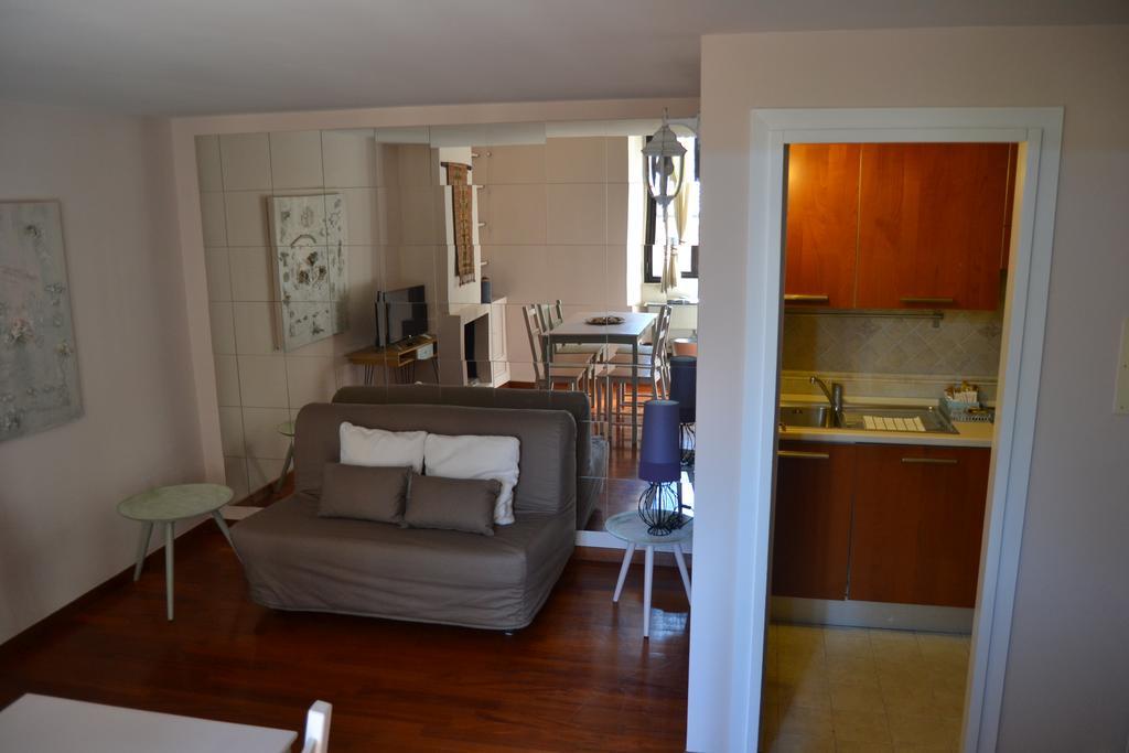 ปาลัซโซ เวลลี Apartment โรม ภายนอก รูปภาพ