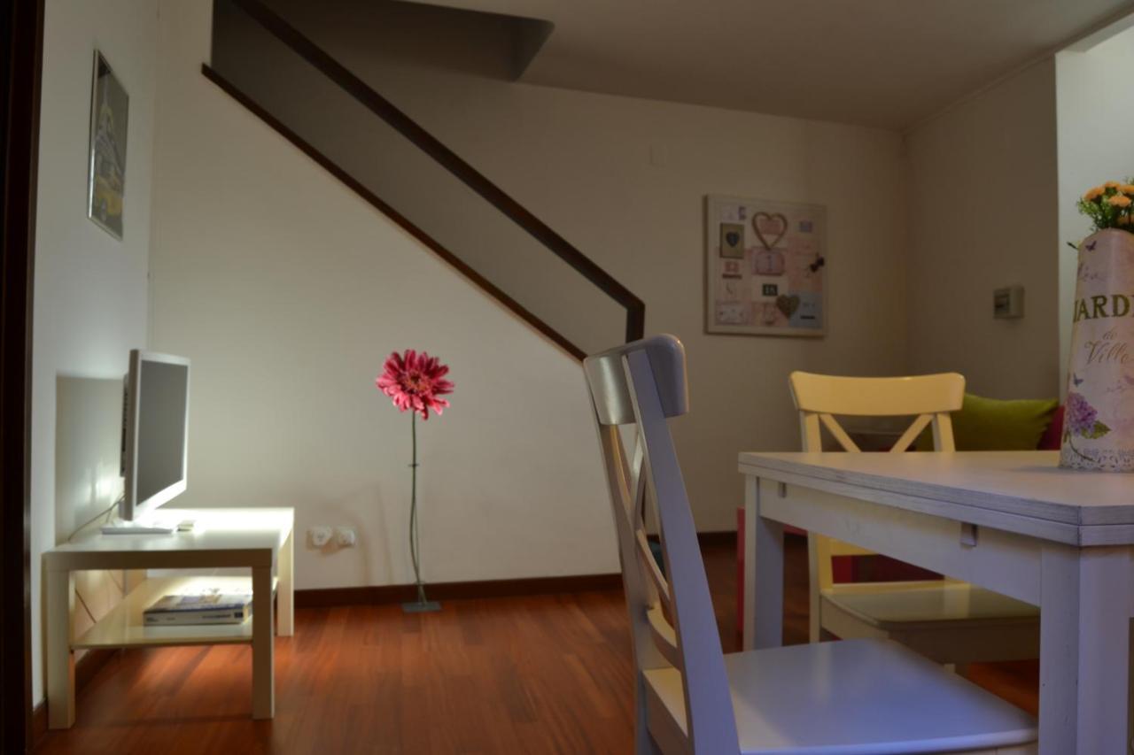 ปาลัซโซ เวลลี Apartment โรม ภายนอก รูปภาพ